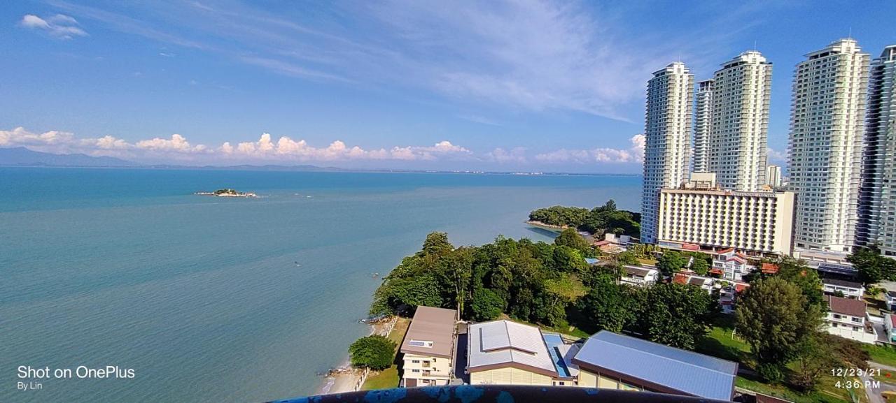 Sea View Paradise Apartment Tanjung Bungah  Bagian luar foto