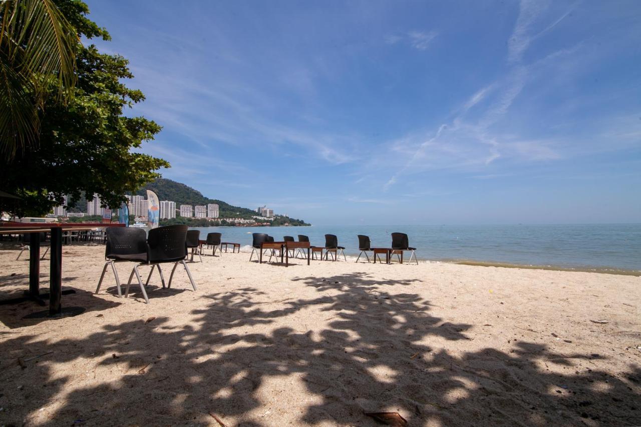 Sea View Paradise Apartment Tanjung Bungah  Bagian luar foto